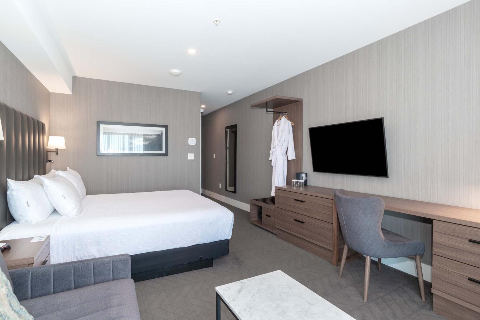 Sandman Signature Saskatoon South Hotel Exteriör bild