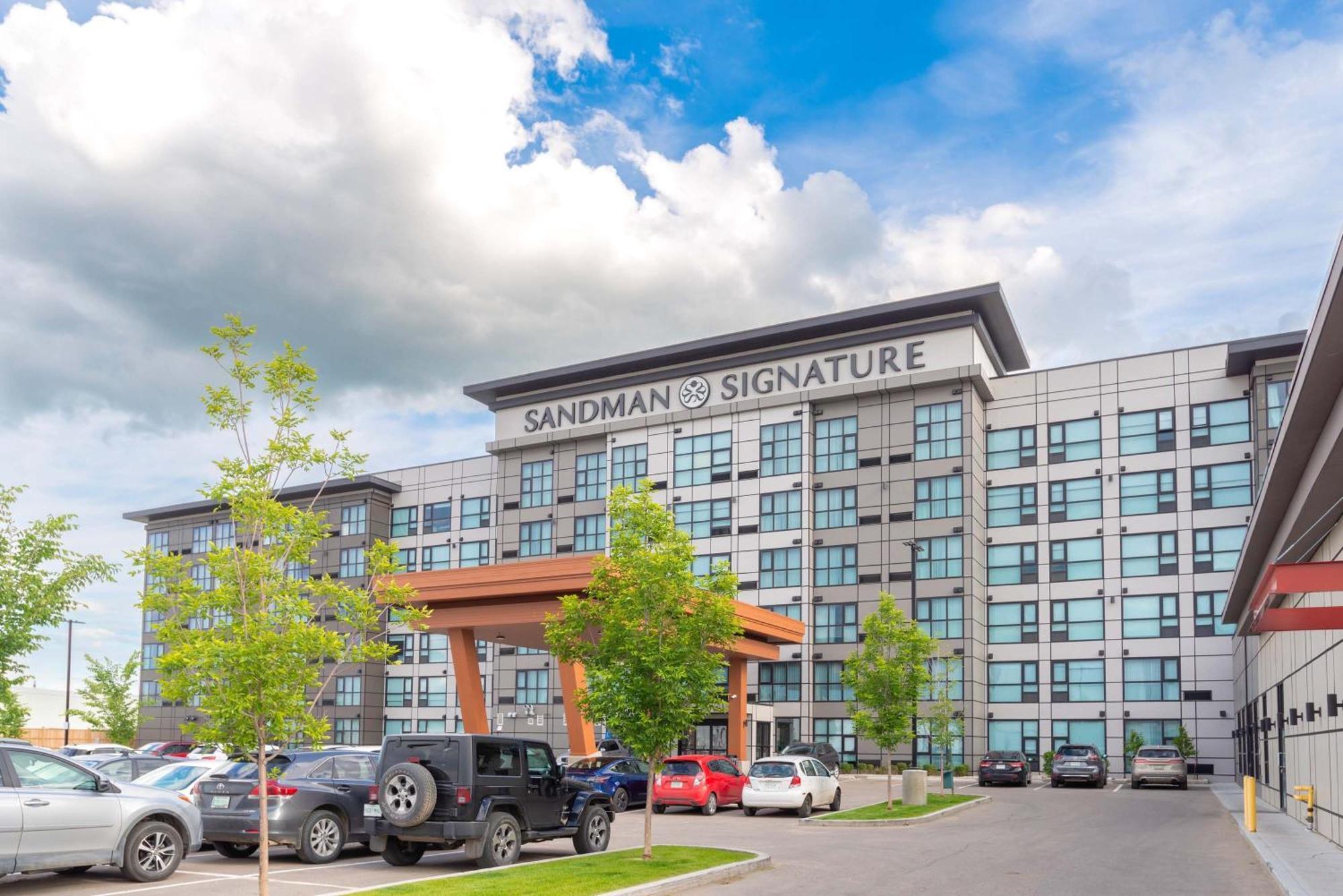 Sandman Signature Saskatoon South Hotel Exteriör bild
